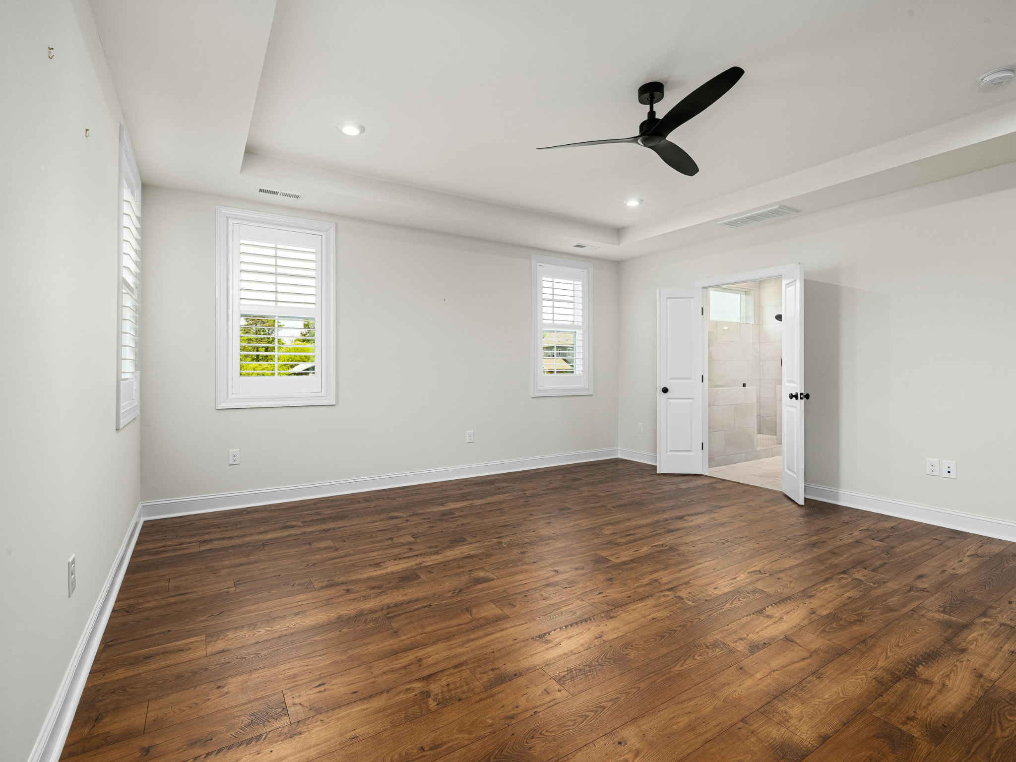 Vacant Primary Suite